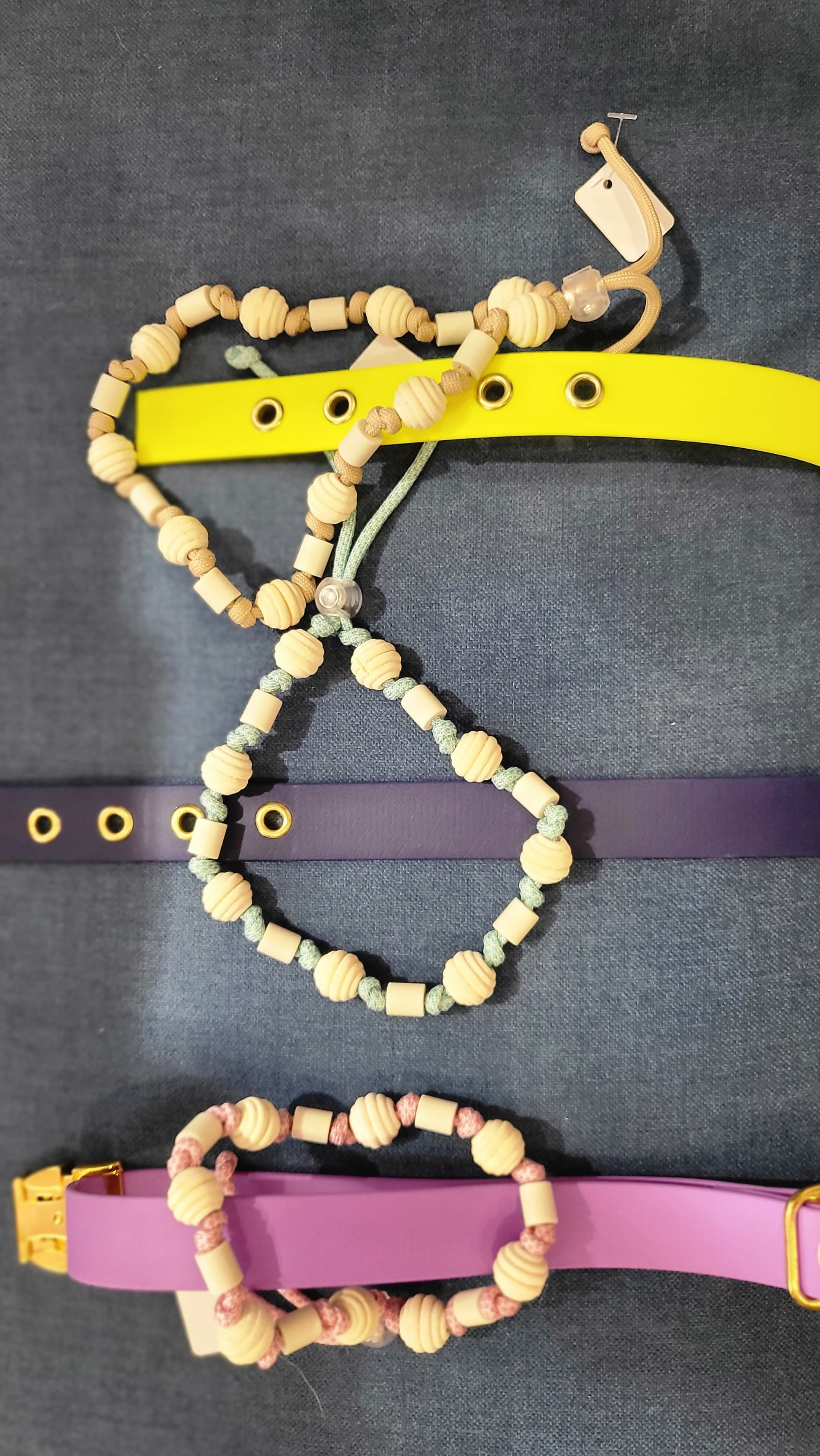 Les belles associations avec les colliers en perles de céramique