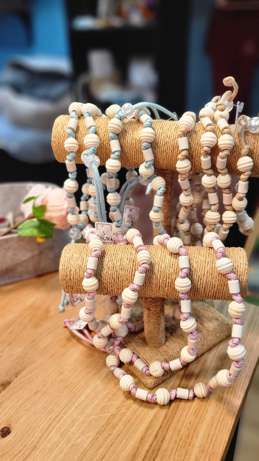 Collier en perles de céramique et bois