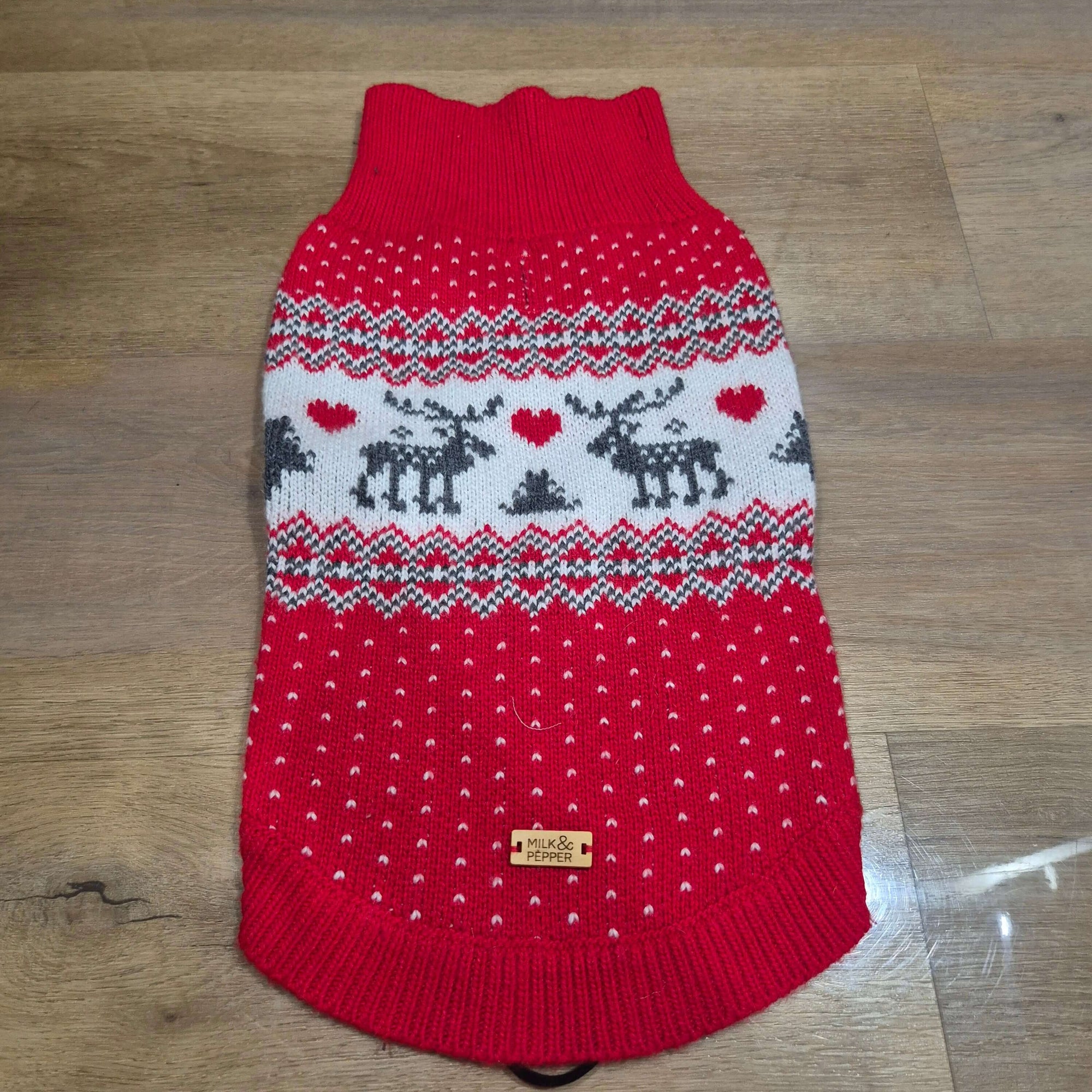 Pull Noël Fergus Milk & Pepper T38 motif norvégien dépôt vente