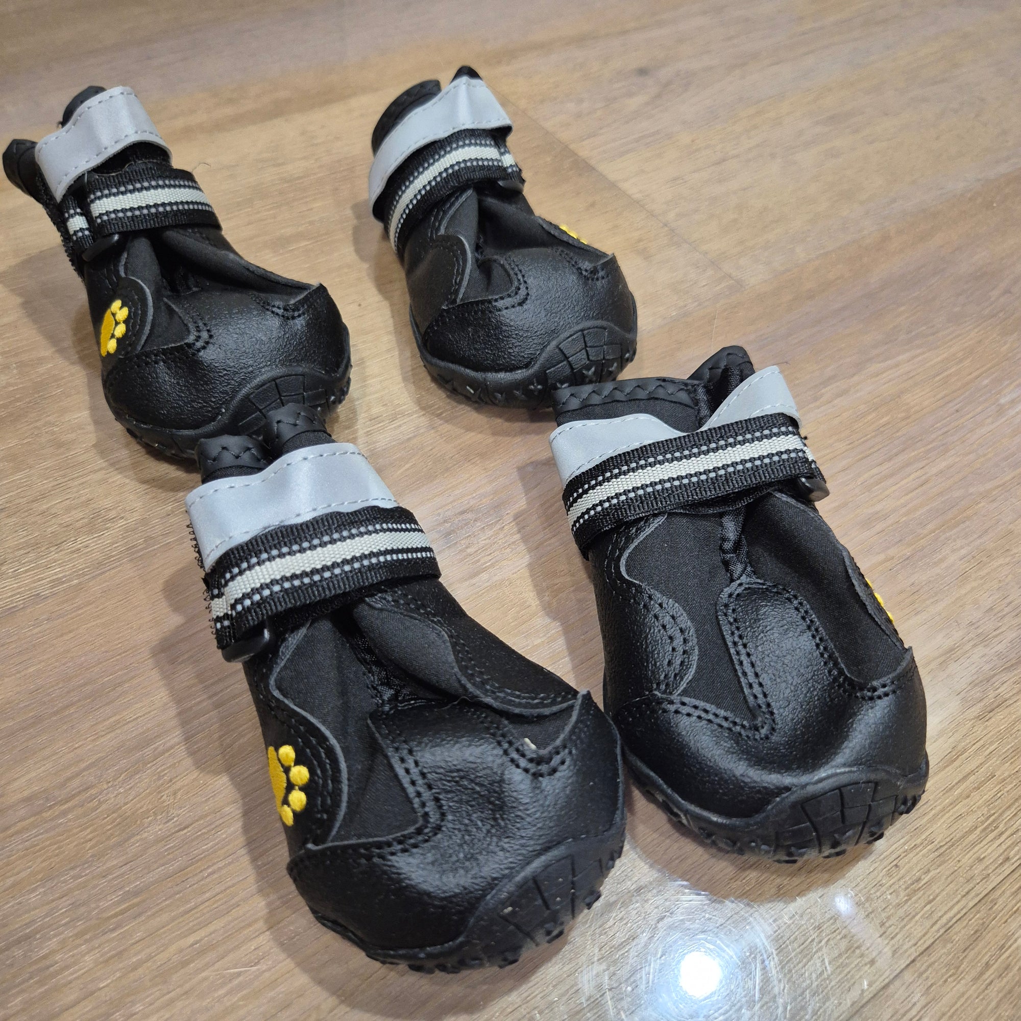 DV-2025/06/28-WOLLENSACK - 2 Paires de chaussures pour chien Taille 5