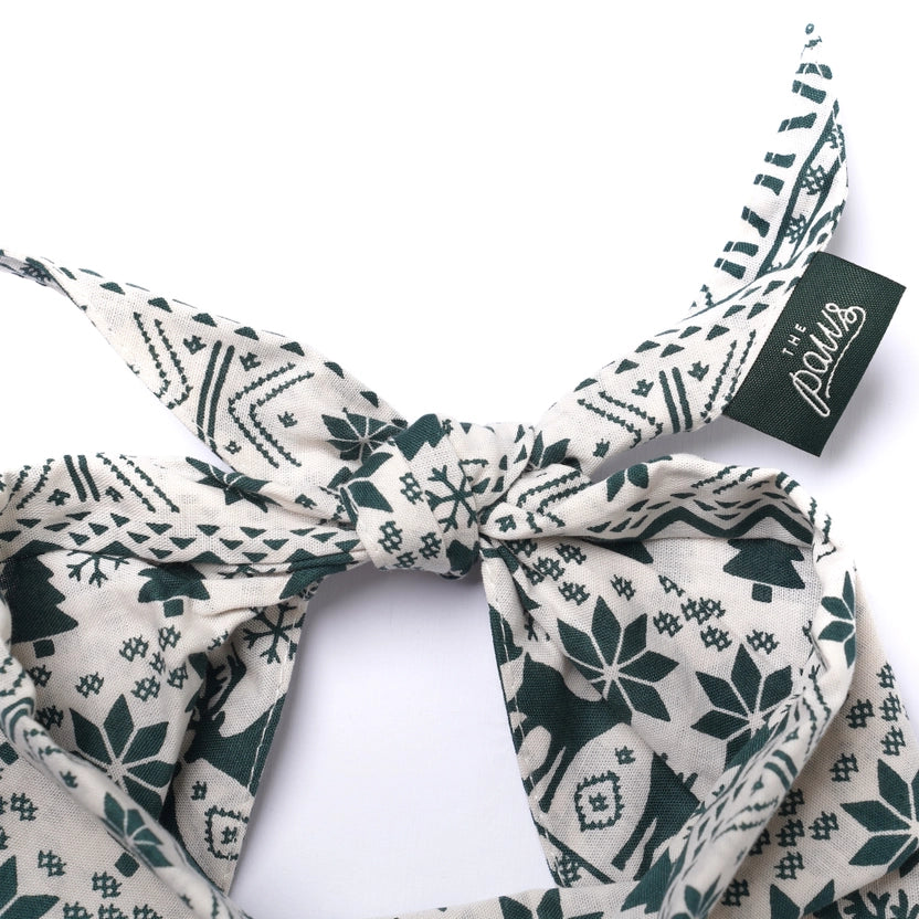 détail tissu rennes sapins flocons the paws