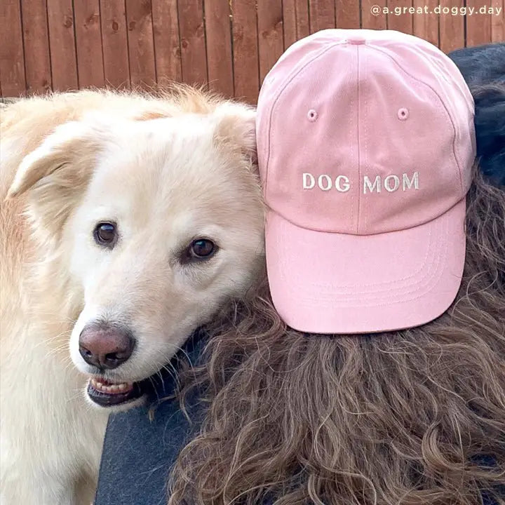 casquette DOG MUM rose de Lucy & Co