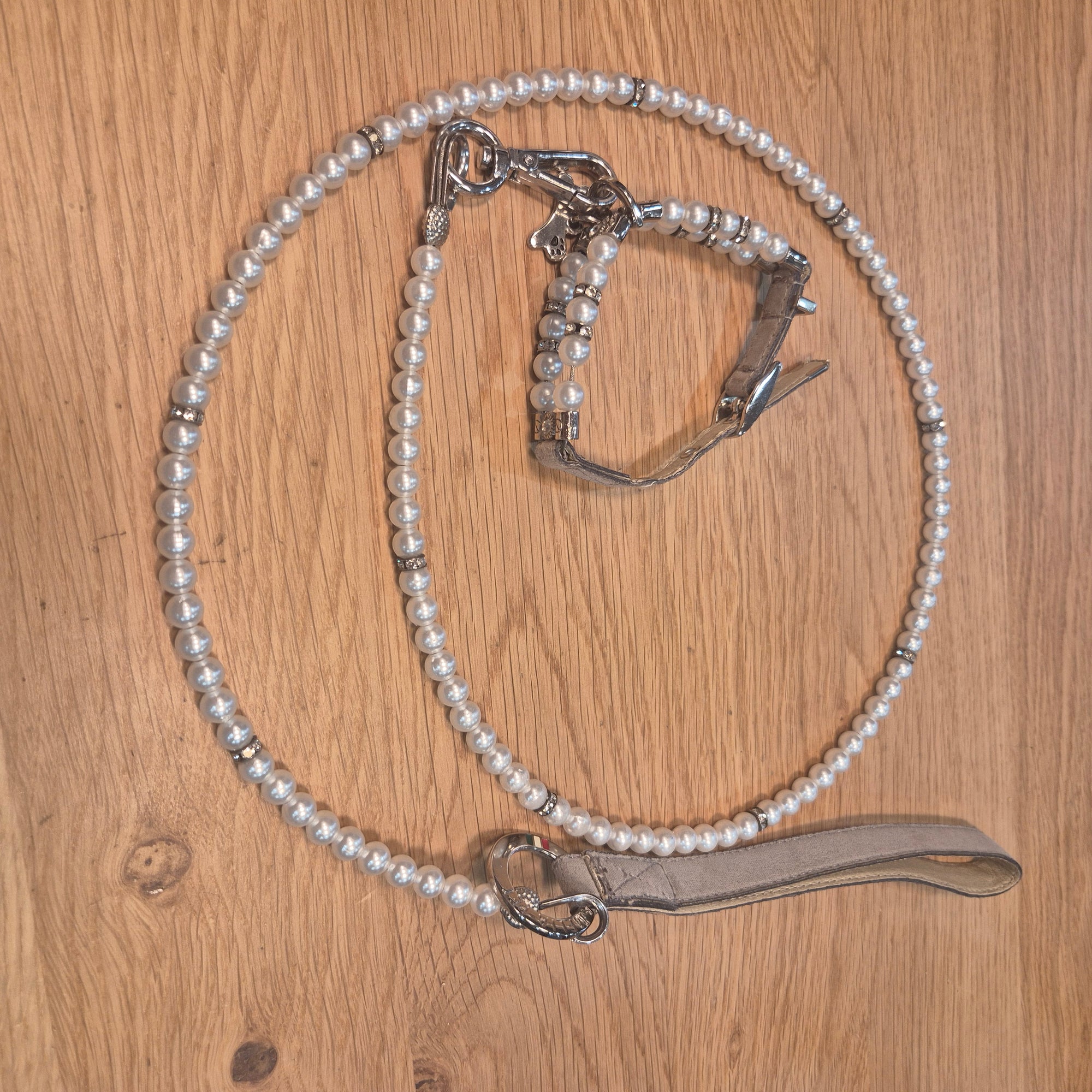 Collier laisse perles très petit chien Trilly Tutti Brilli seconde main dépôt vente