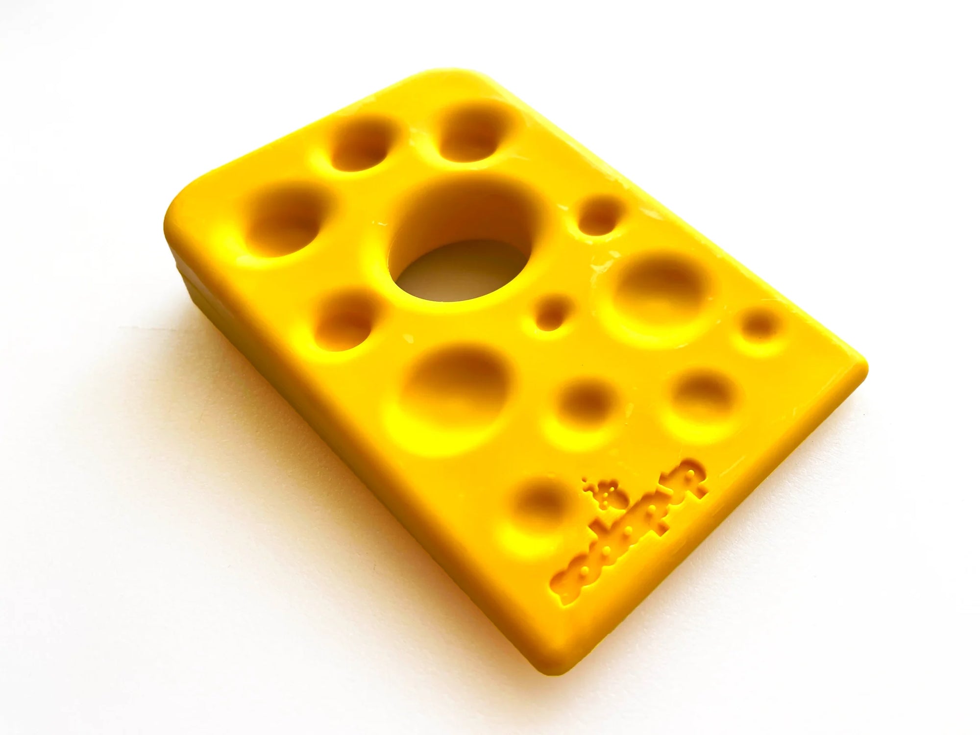 Jouet pour chien en forme de fromage SodaPup, à mâcher ou lécher, en nylon résistant