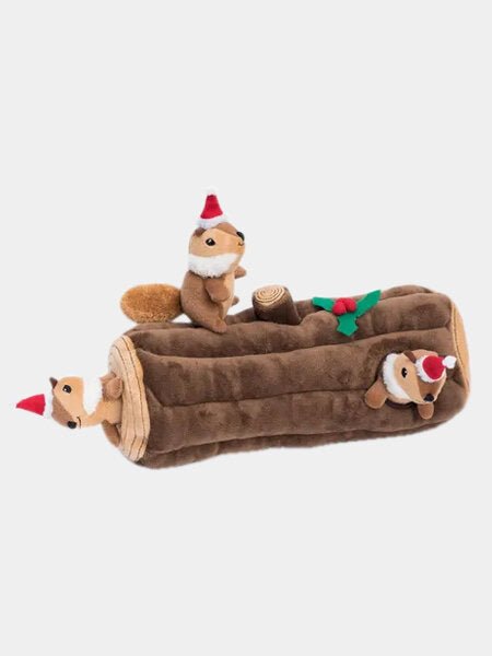 Jouet de Noël en peluche pour chien de ZippyPaws : Bûche avec trois écureuils et squeakers intégrés pour un jeu de fouille interactif.