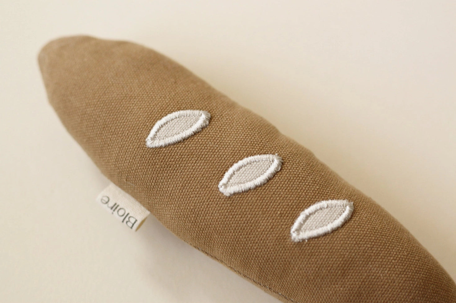 Jouet pour chat Baguette chaude Ecocat en coton avec herbe à chat – DOG DéliCAT