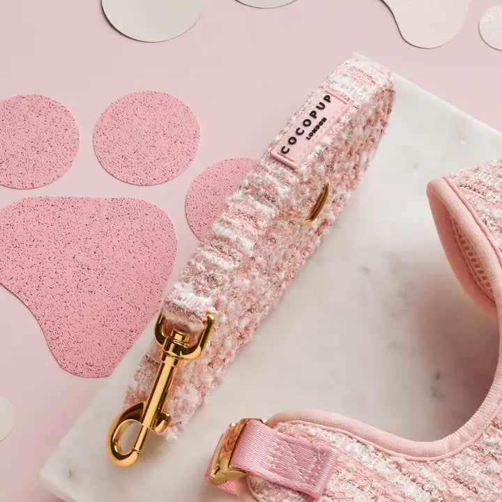 Laisse en tweed rose avec poignée rembourrée – Chic et confortable