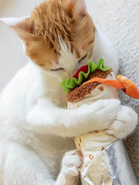 Maxi jouet pour chat - Kicker - Burrito aux crevettes - PET PLAY chez DOG DELICAT
