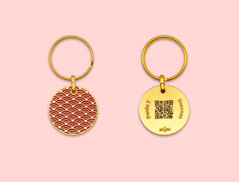 Médaille pour Chien/Porte-Clé Connecté Spoors avec QR Code -Sécurité et Tranquillité pour Votre Animal