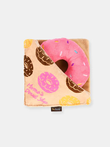 Jouet pour chien en forme de donut de la collection Pup Cup Café de Pet Play