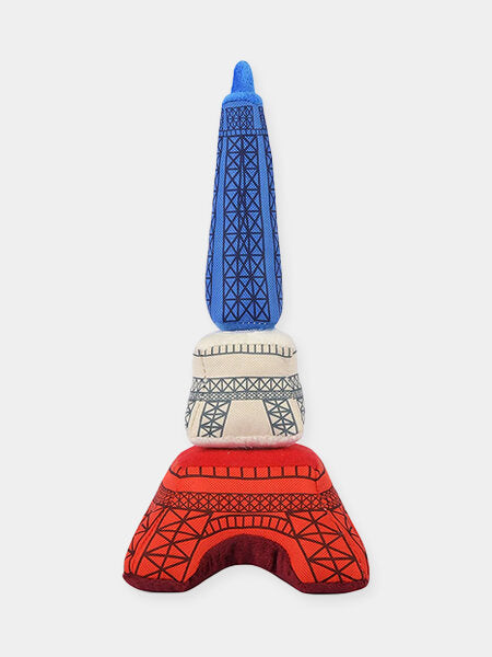 Découvrez notre incroyable peluche pour chien en forme de tour Eiffel chez DOG EIFFEL