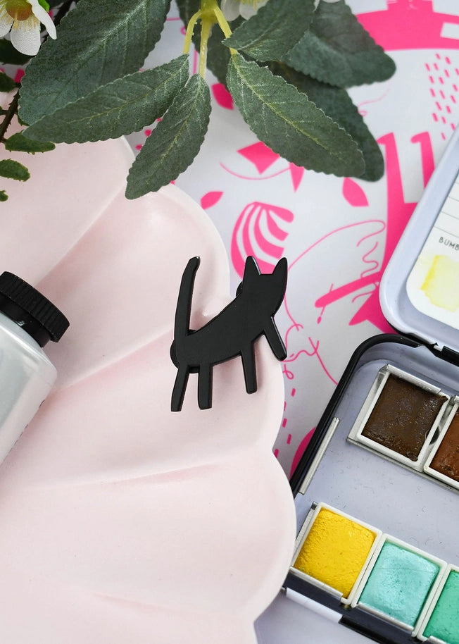 Pin's Meowy Matchstick Niaski – chat arty inspiré de Lowry