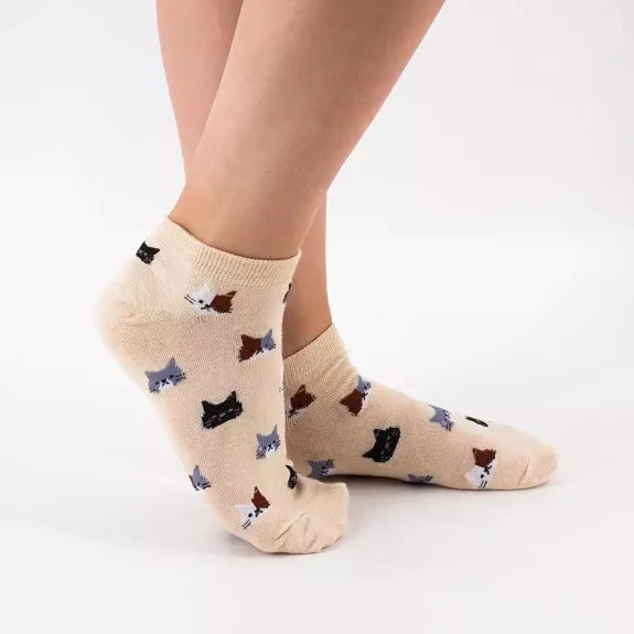 Soquettes avec dessin de chat noir et blanc sur fond bleu ciel - Collection Limitée Tites Chaussettes