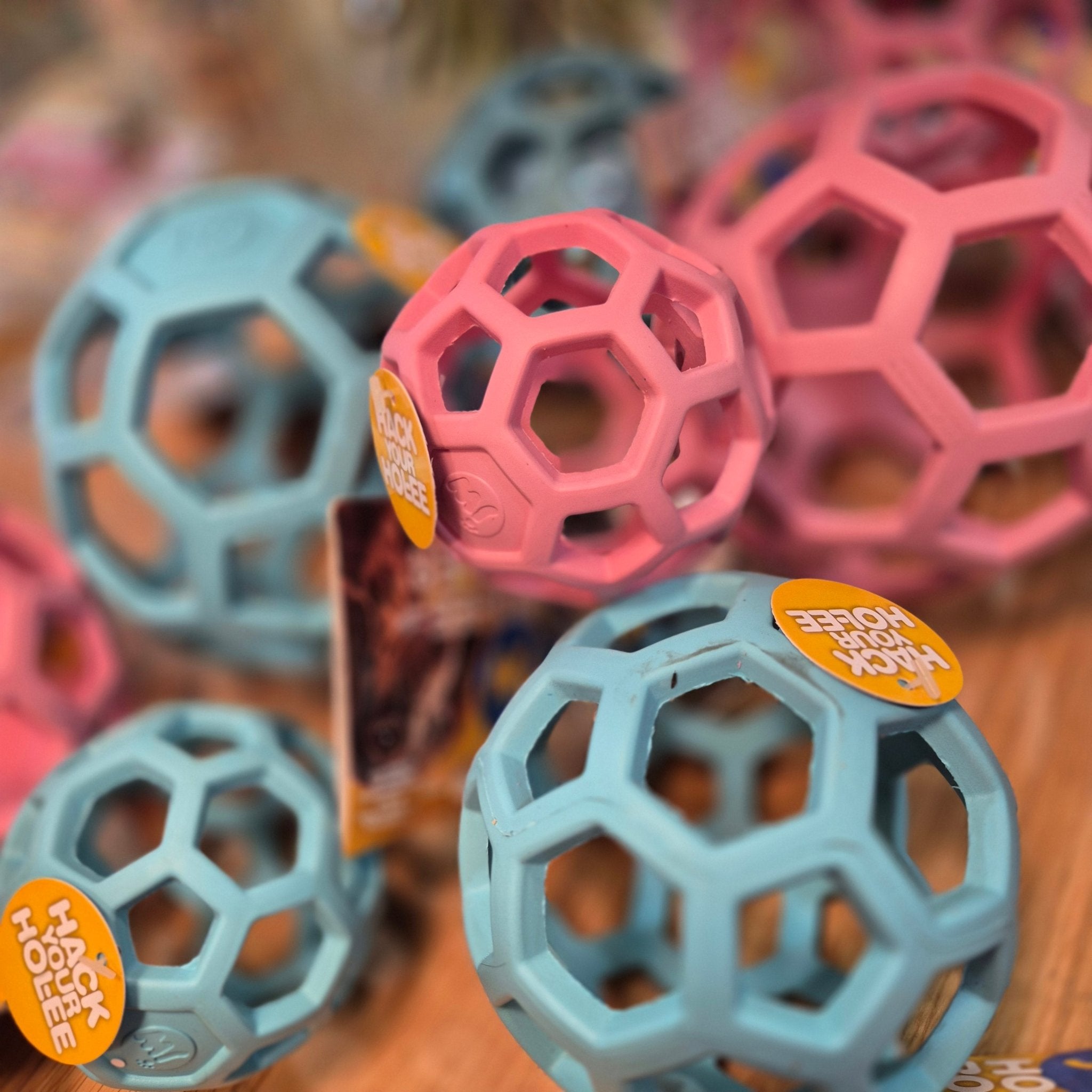 Balle en Caoutchouc Extensible pour Chien – Hol - ee Roller - JW - DOG DéliCAT