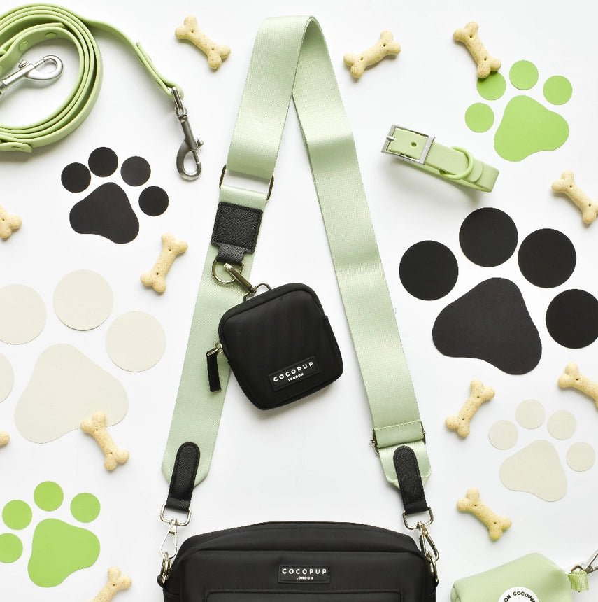 Bandoulière sac de promenade chien vert pastel matcha - Cocopup London - DOG DéliCAT