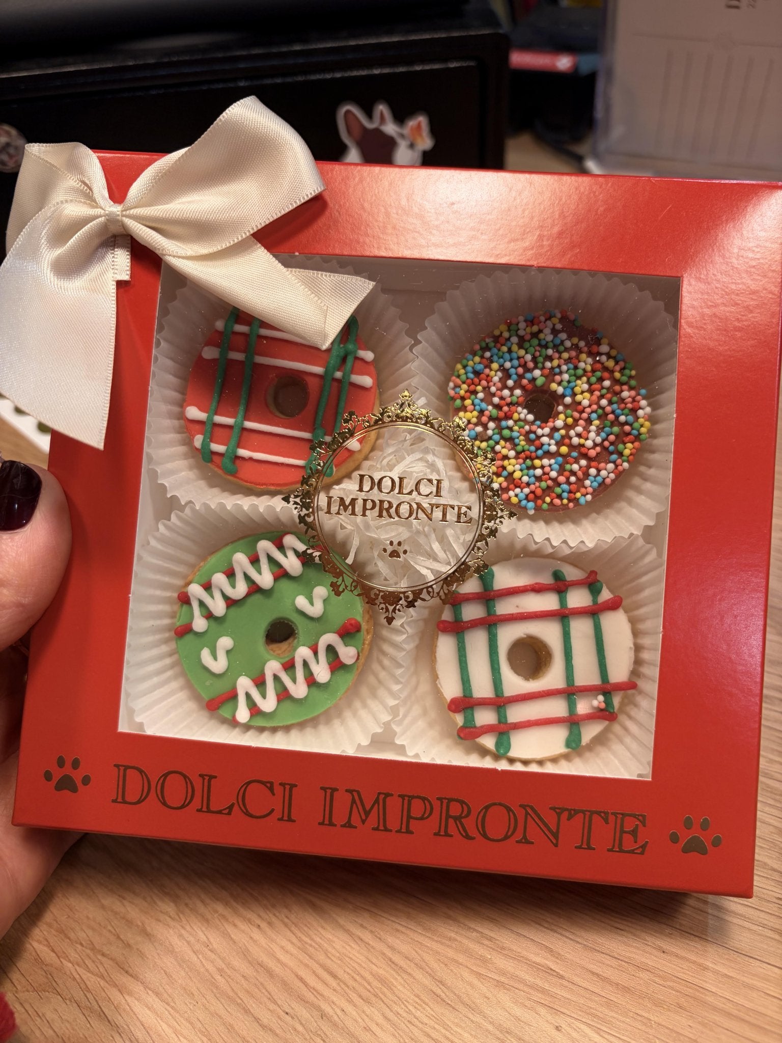 Boîte de Noël pour chien 4 donuts – biscuits décorés 55 g - DOLCI IMPRONTE - DOG DéliCAT