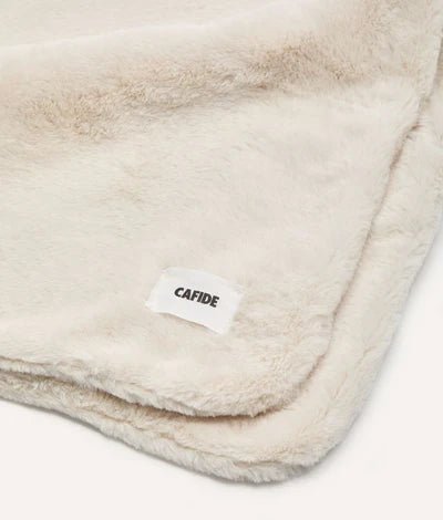 Couverture chien effet fourrure beige Toia - CAFIDE - DOG DéliCAT