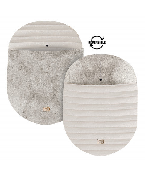 Duvet réversible en nylon beige matelassé et fourrure taupe-naturel de Milk & Pepper chez DOG DELICAT