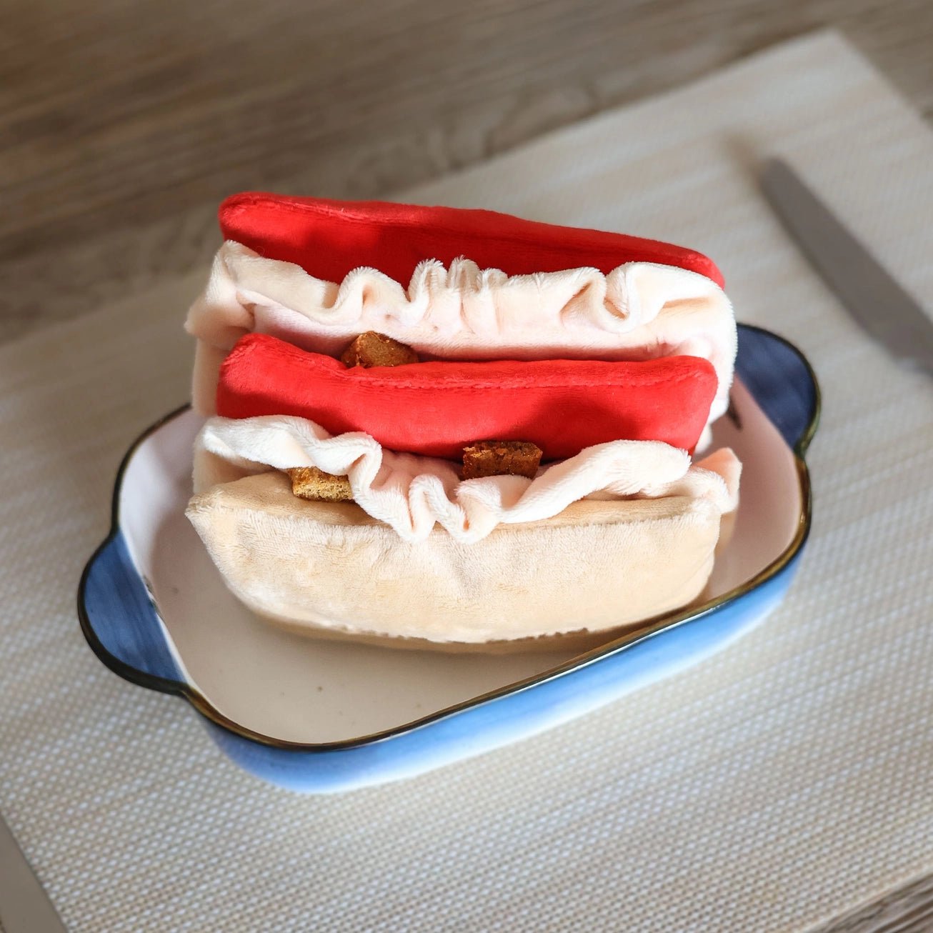 Jouet enrichissement chien peluche lasagne textures