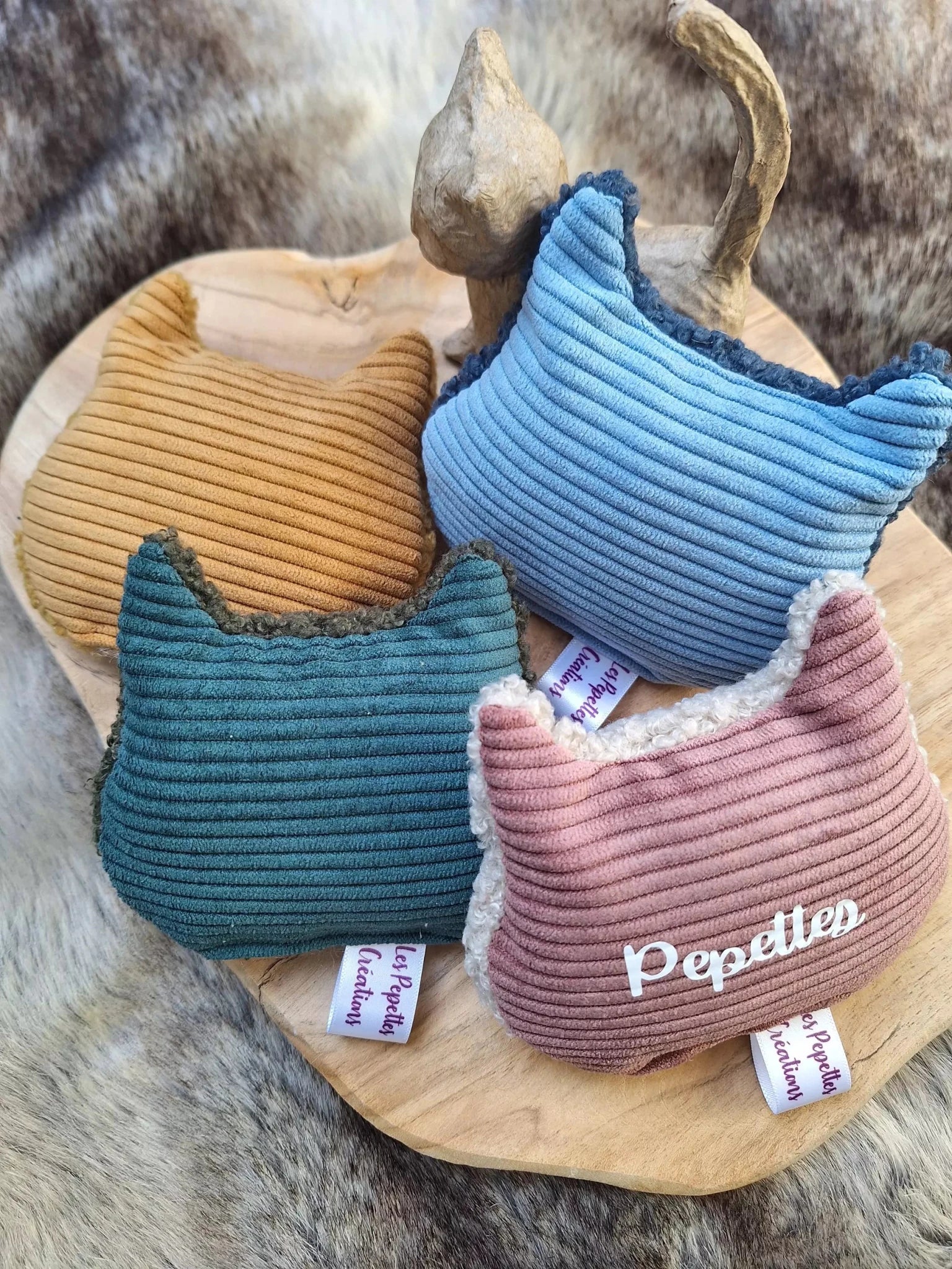 Jouet peluche pour chat Pillow Cat Relax – Jeu & détente - LES PEPETTES CREATIONS - DOG DéliCAT
