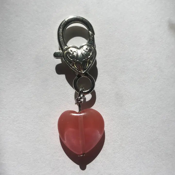 Pendentif protection chien & chat – Quartz cerise - CRYSTAL PET LOVE - DOG DéliCAT