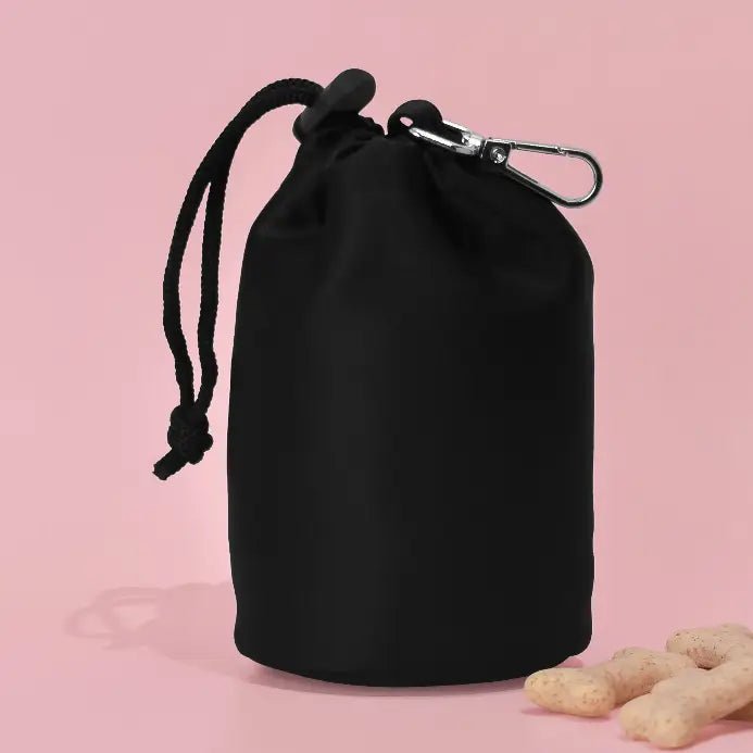 Pochette à friandises pour chien à cordon – Noir uni chic & pratique - COCOPUP LONDON - DOG DéliCAT