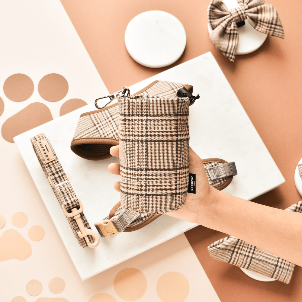 Pochette à friandises Pup Plaid – chic & imperméable - COCOPUP LONDON - DOG DéliCAT