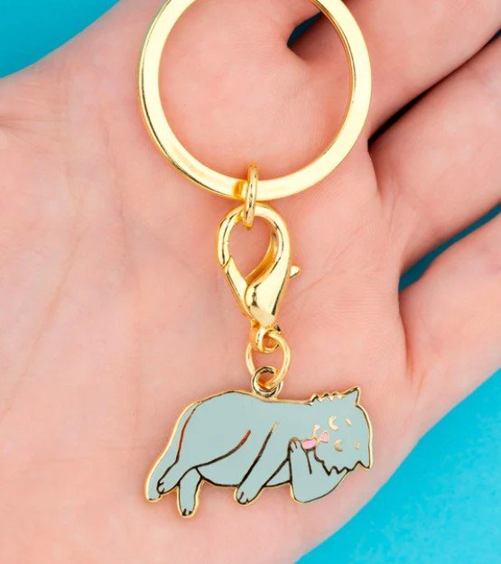 Porte - clé Chat Gris – Médaille féline & raffinée - COUCOU SUZETTE - DOG DéliCAT