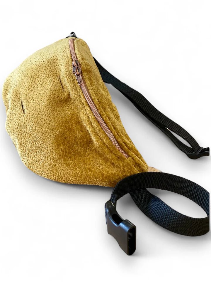 Sac banane balade pour chien - Velours Ocre Bouclé - EMAN La Griffe Basque - DOG DéliCAT