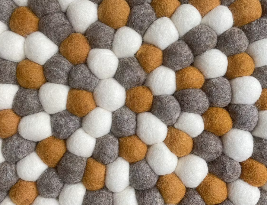 Lit pour chat et petit chien - Simona Brown en laine naturelle