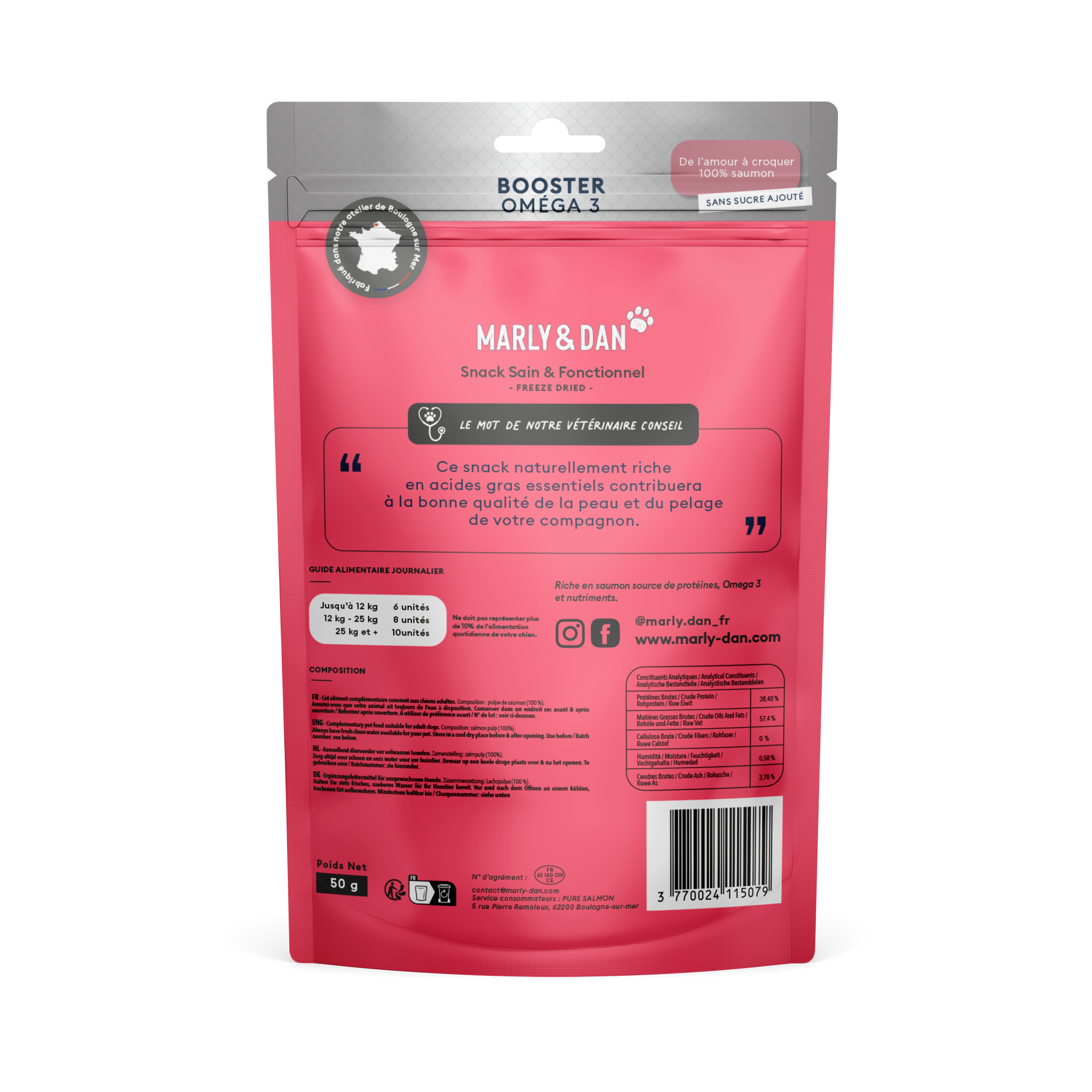 Snack 100% saumon lyophilisé pour chien - Booster OMEGA de Marly & Dan disponible chez Dog Delicat. Un régal sain pour votre chien avec les bienfaits du saumon. Achetez dès maintenant chez Dog Delicat, votre boutique en ligne de confiance.
