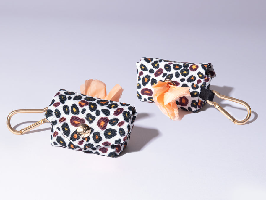 Pochette pour sacs d'hygiène pour chien Wild Wild Wouf